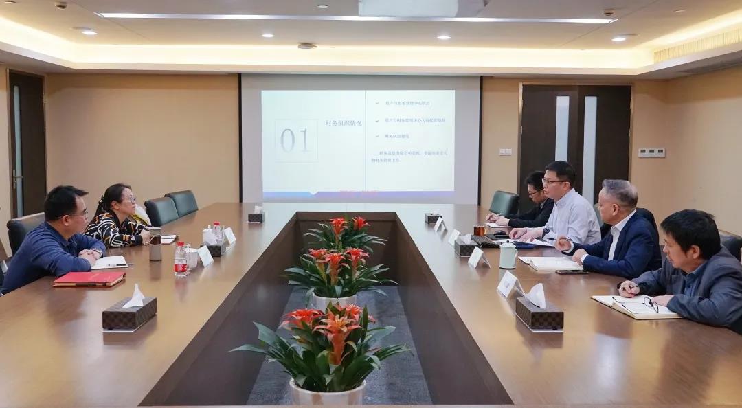 中国浦发财务总监许世栋莅临中机联合调研指导